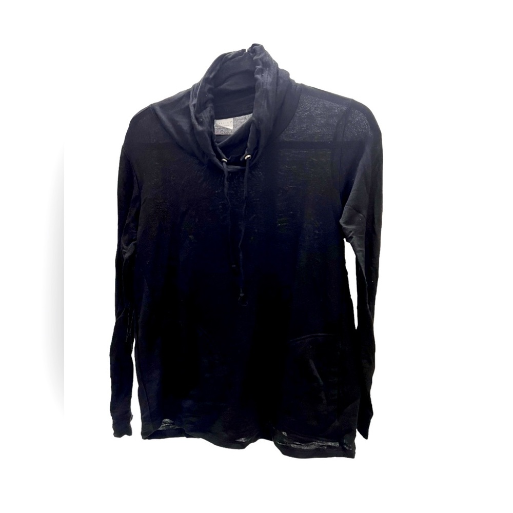 Tresics Long Sleeve sweater